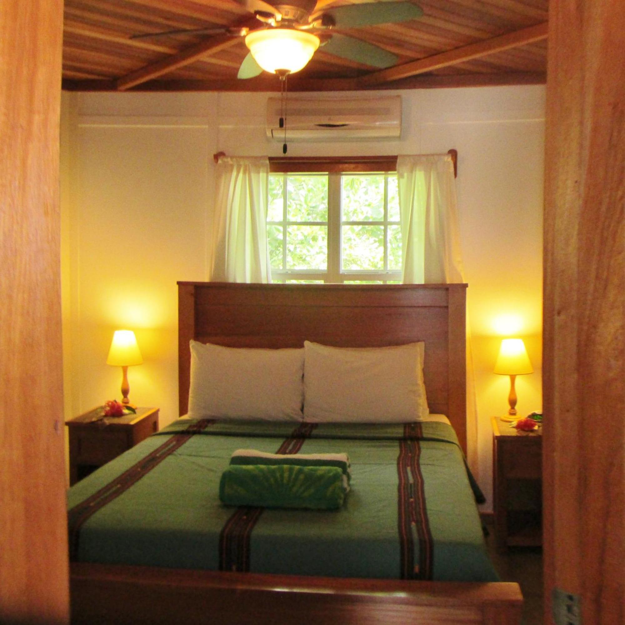 Cocotal Inn And Cabanas San Pedro  Kamer foto